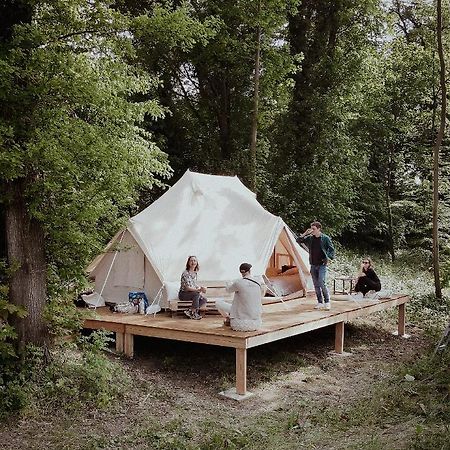 Domaine De Cherimont - Logement Insolite En Groupe Andenne ภายนอก รูปภาพ