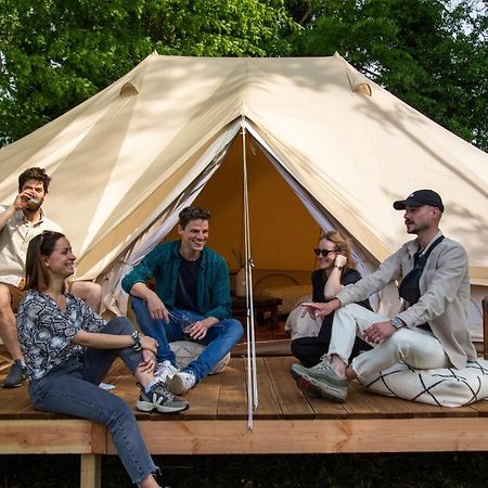 Domaine De Cherimont - Logement Insolite En Groupe Andenne ภายนอก รูปภาพ