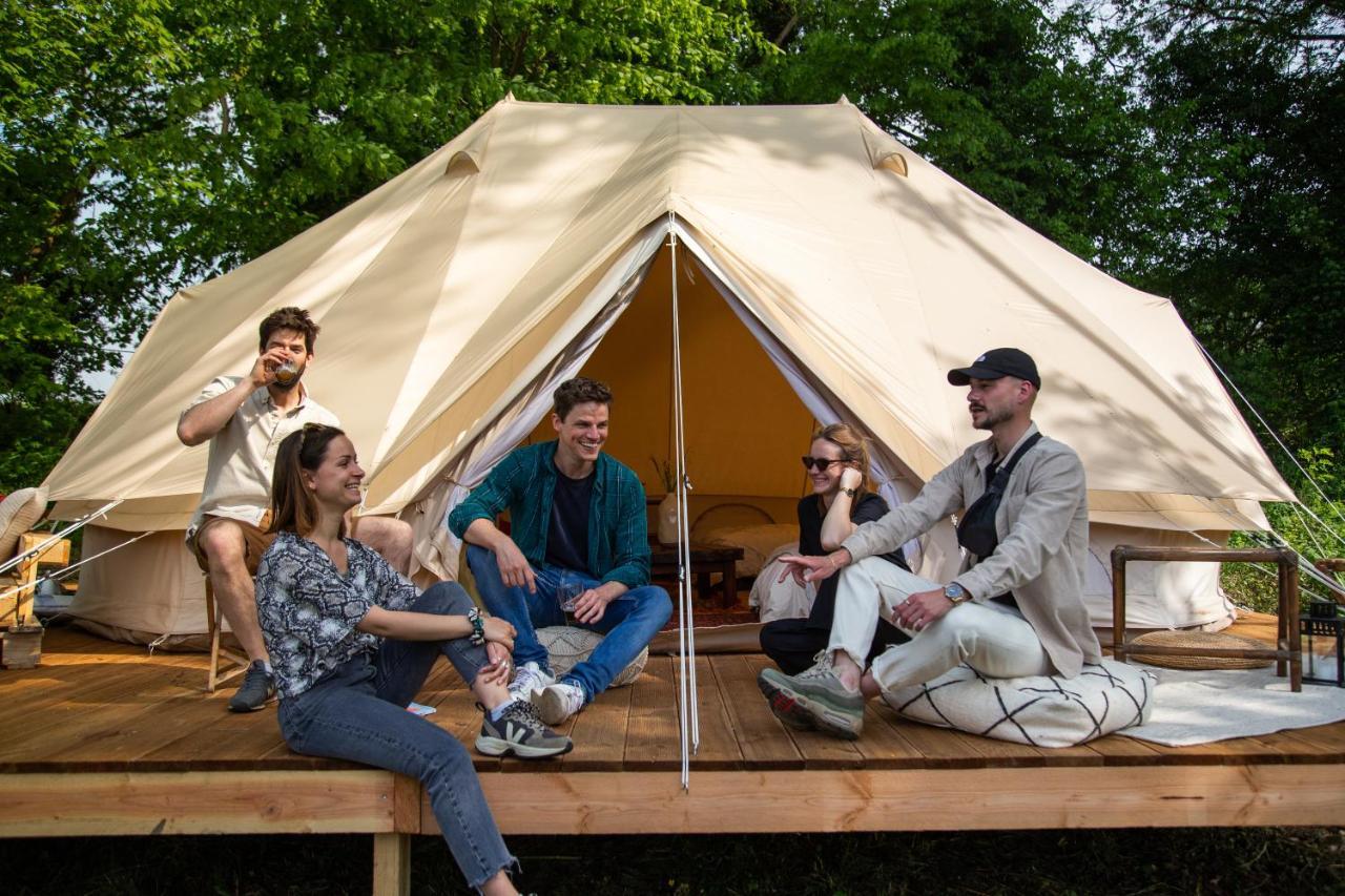 Domaine De Cherimont - Logement Insolite En Groupe Andenne ภายนอก รูปภาพ